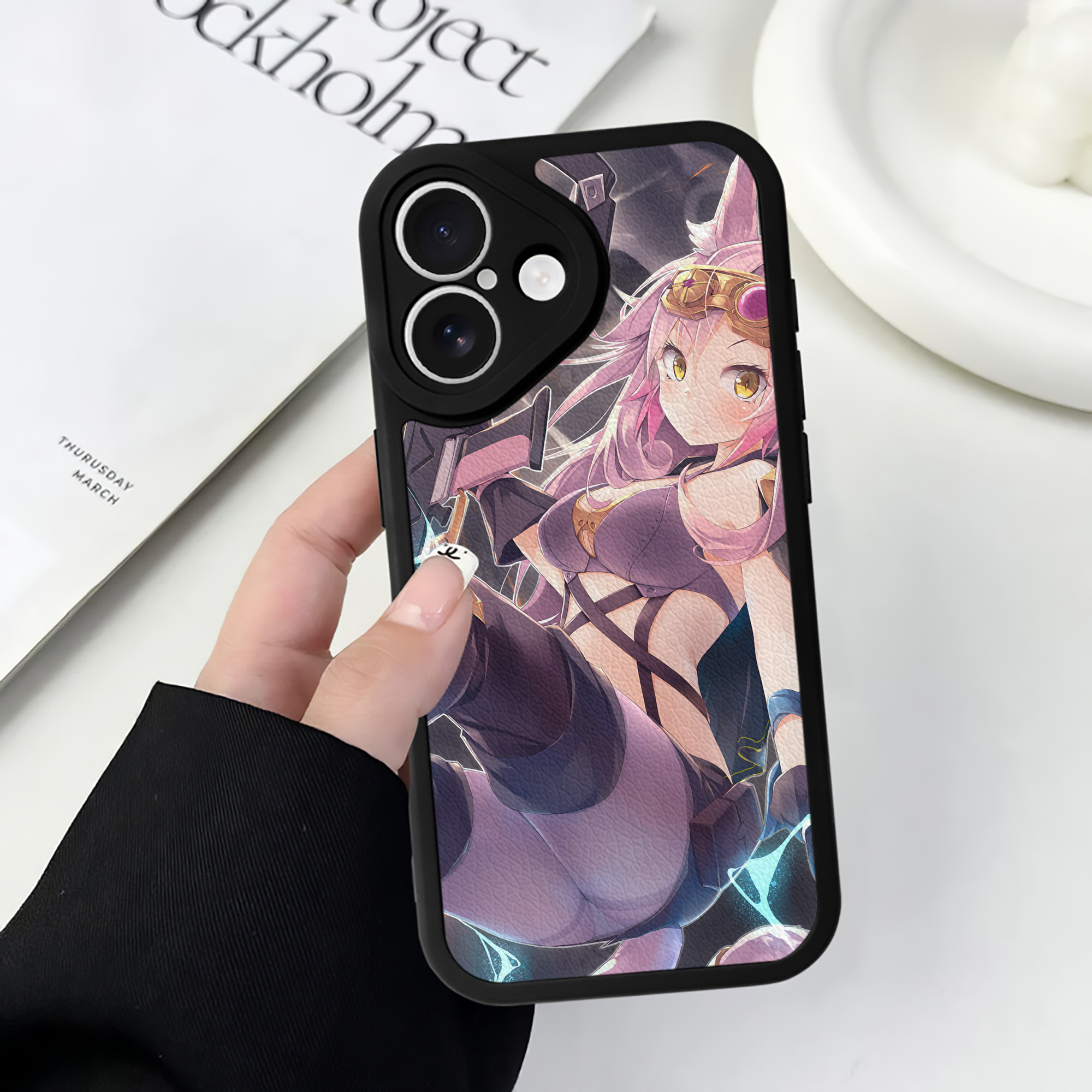 （画像用） 遊☆戯☆王 Yu-Gi-Oh! 【iPhone 16シリーズ対応】シリコンスマホケース（レザー調） 材質：シリコン